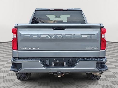 Used 2020 Chevrolet Silverado 1500 Custom w/ Custom Value Package image 6