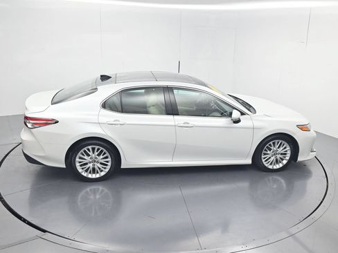 Used 2018 Toyota Camry XLE FWD image 51