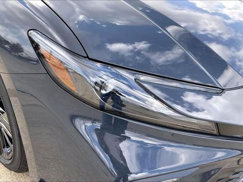 Used 2026 Toyota Camry SE FWD image 13