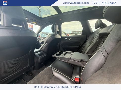 Used 2019 Volvo XC60 T5 R-Design image 16