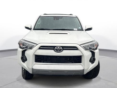 Used 2024 Toyota 4Runner TRD Off-Road Premium w/ Off Road Premium Plus Package AWD/4WD image 3