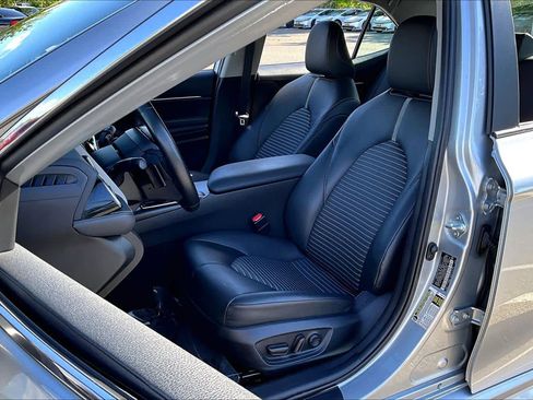 Certified 2023 Toyota Camry SE image 7