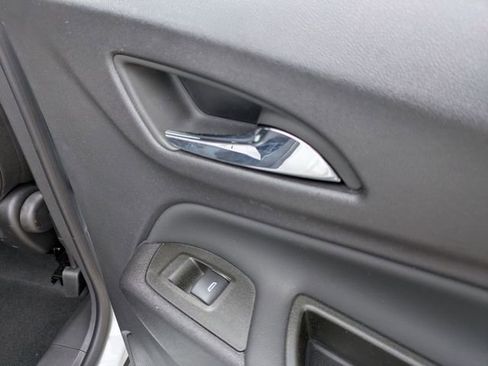 Used 2024 Chevrolet Equinox LT image 29