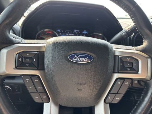 Used 2022 Ford F250 Lariat w/ Black Appearance Package image 34