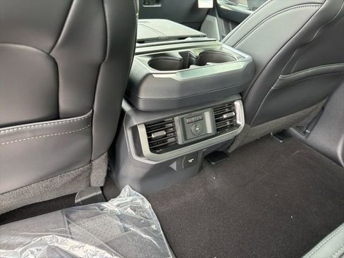 New 2026 Ford F150 Platinum AWD/4WD image 9
