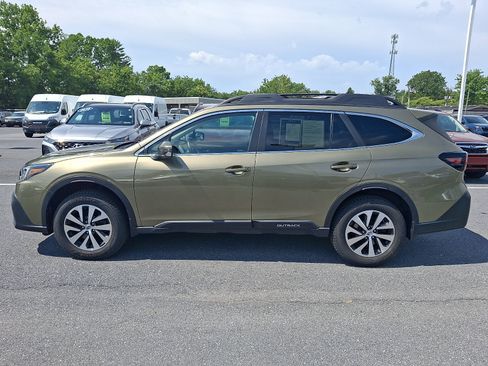 Used 2022 Subaru Outback Premium AWD/4WD image 7