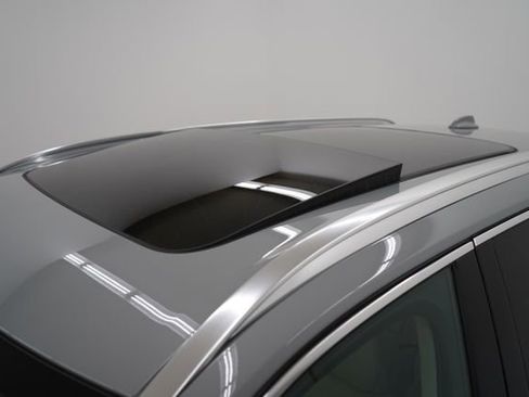 Used 2025 Volvo XC90 B6 Ultra w/ Lounge Package AWD/4WD image 38
