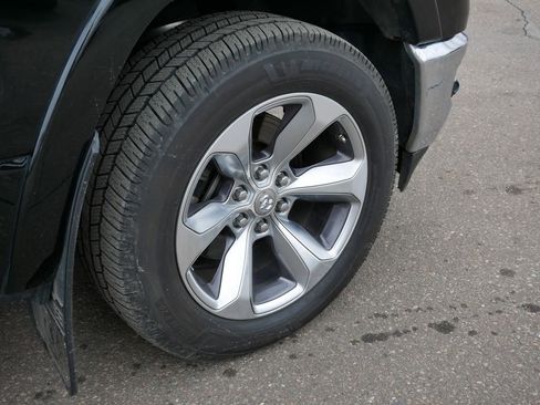 Used 2019 RAM 1500 Limited image 9