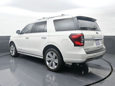 Used 2023 Ford Expedition Platinum image 5