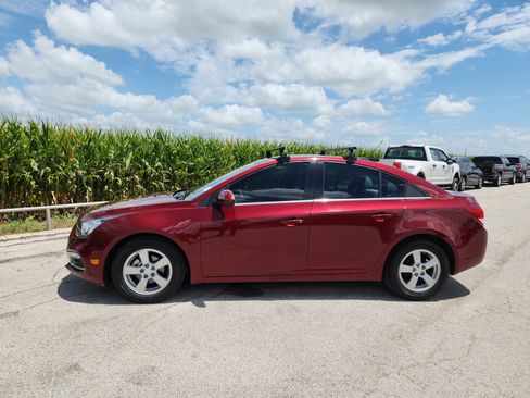 Used 2015 Chevrolet Cruze LT FWD image 4