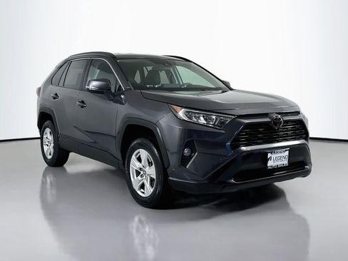 Used 2021 Toyota RAV4 XLE w/ XLE Grade Weather Package AWD/4WD image 3