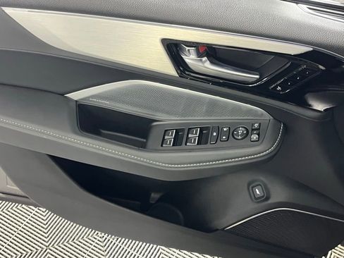 Used 2025 Acura MDX w/ Technology Package image 28