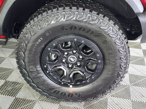 New 2026 Ford Bronco Badlands AWD/4WD image 9