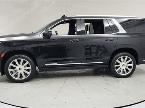 Used 2021 Cadillac Escalade Premium Luxury Platinum image 2