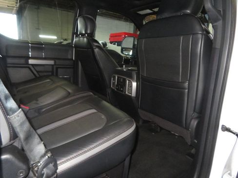 Used 2019 Ford F250 Platinum w/ Platinum Ultimate Package AWD/4WD image 34