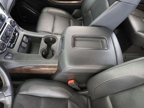Used 2019 Chevrolet Tahoe LT RWD image 44