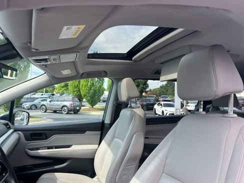 Used 2019 Honda Odyssey EX-L image 11
