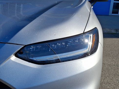 Used 2023 Honda HR-V LX image 9