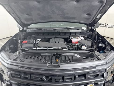 Used 2026 Chevrolet Silverado 1500 Custom AWD/4WD image 29