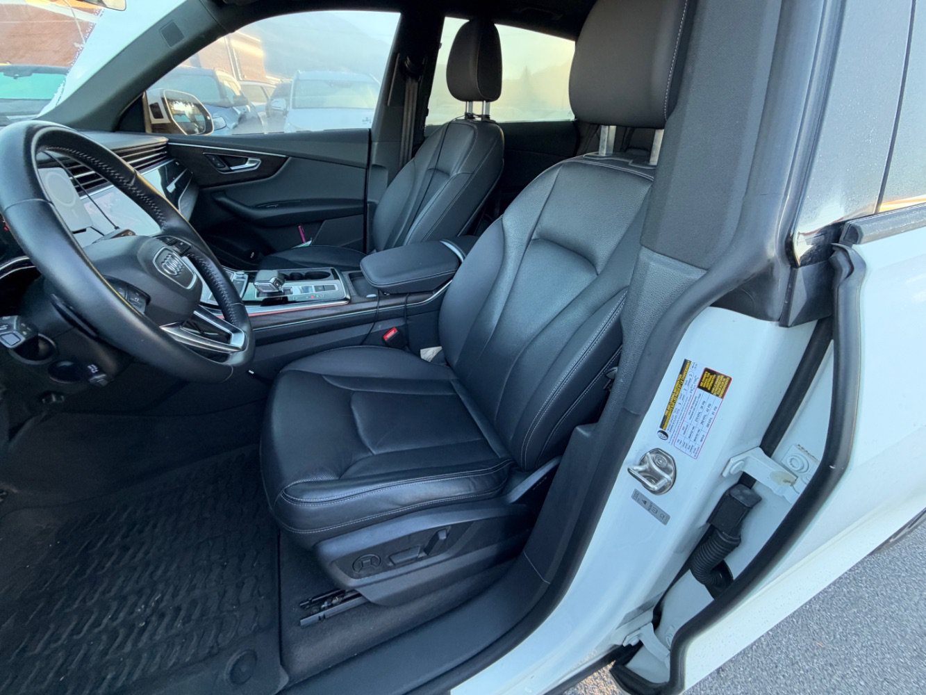Used 2020 Audi Q8 Premium Plus w/ Premium Plus Package AWD/4WD image 15