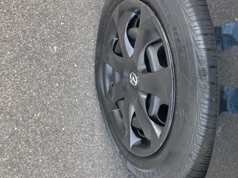 Used 2014 MAZDA MAZDA3 i Sport FWD image 14