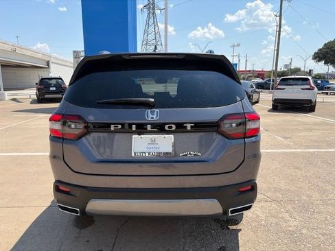 Certified 2026 Honda Pilot EX-L image 5