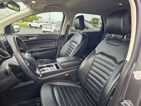 Used 2024 Ford Edge SEL image 11
