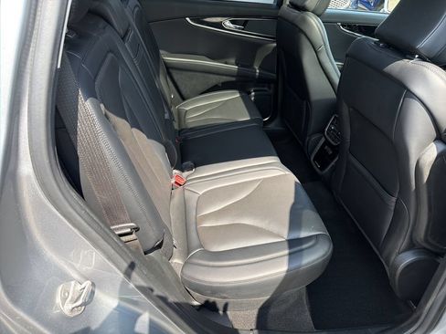 Certified 2022 Lincoln Nautilus Reserve AWD/4WD image 15