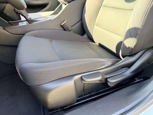 Used 2017 Chevrolet Malibu LS image 17