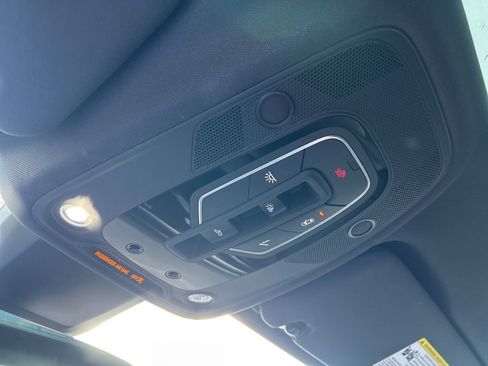 Used 2025 Audi Q7 3.0T Premium Plus image 45