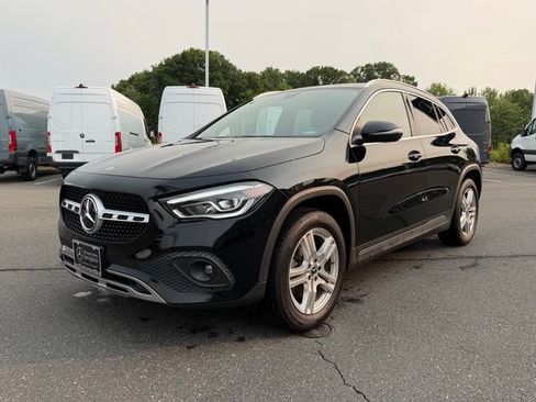 Used 2021 Mercedes-Benz GLA 250 4MATIC image 3