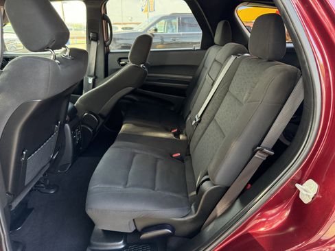 Used 2025 Dodge Durango GT RWD image 13