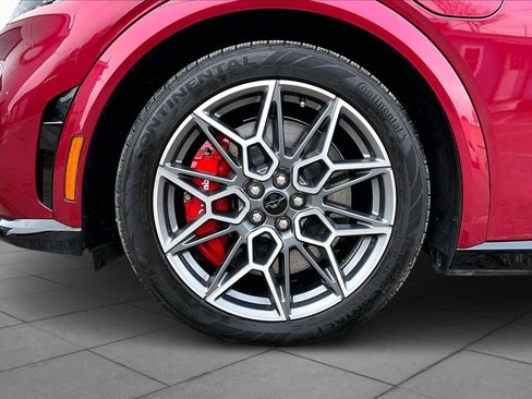 Certified 2025 Ford Mustang Mach-E GT image 10