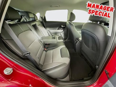 Used 2022 Kia Niro EX FWD image 27