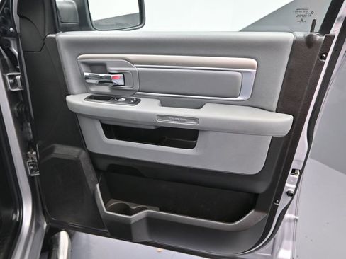 Used 2019 RAM 1500 Big Horn image 8