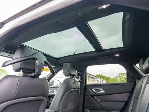 New 2026 Land Rover Range Rover Velar Dynamic SE image 21