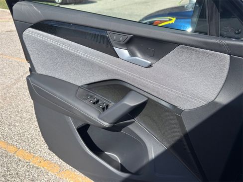 New 2026 Volkswagen Tiguan S image 16