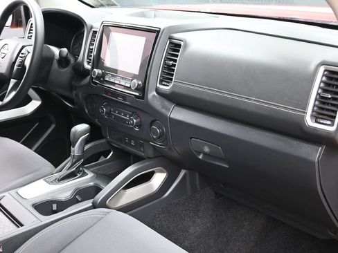 Used 2022 Nissan Frontier SV RWD image 35