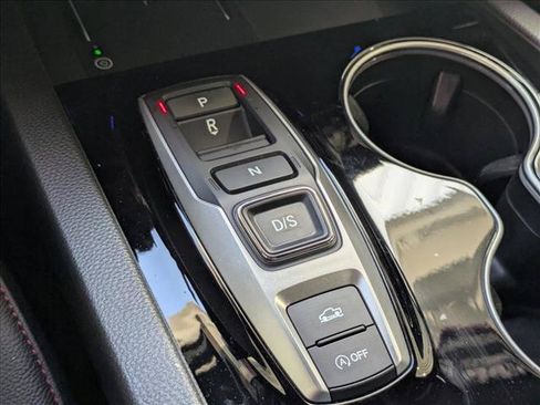 Used 2024 Honda Ridgeline Black Edition image 11