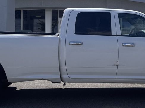 Used 2013 RAM 2500 Tradesman w/ Chrome Appearance Group AWD/4WD image 9