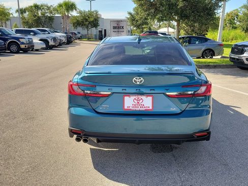 Used 2026 Toyota Camry SE AWD/4WD image 5