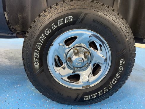 Used 1998 Dodge Ram 1500 Truck 4x4 Regular Cab image 47