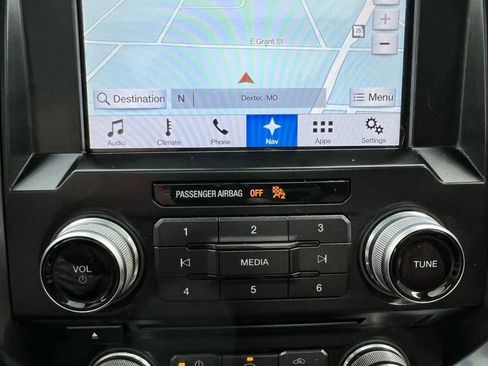 Used 2016 Ford F150 Limited w/ Trailer Tow Package image 18