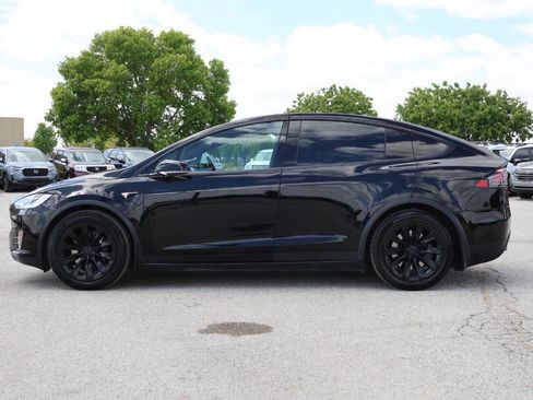 Used 2018 Tesla Model X 75D AWD/4WD image 8