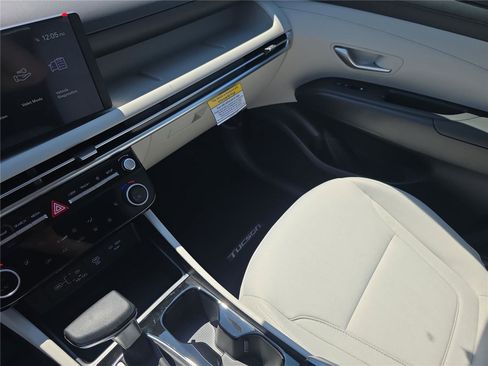 New 2026 Hyundai Tucson SEL image 19