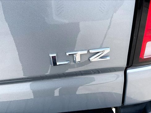Used 2024 Chevrolet Silverado 2500 LTZ w/ LTZ Texas Edition AWD/4WD image 10