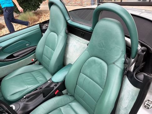 Used 2001 Porsche Boxster S RWD image 13