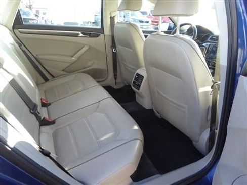 Used 2016 Volkswagen Passat 1.8T SE image 20