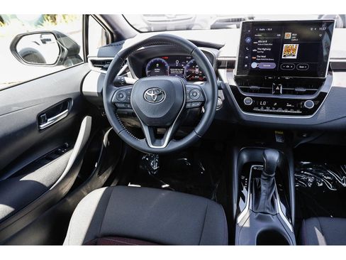 Used 2026 Toyota Corolla SE FWD image 15