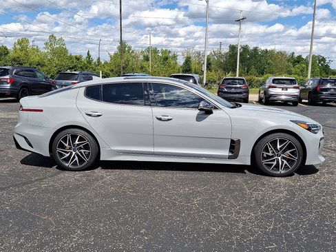 Used 2022 Kia Stinger GT-Line w/ Sun & Sound Package AWD/4WD image 26